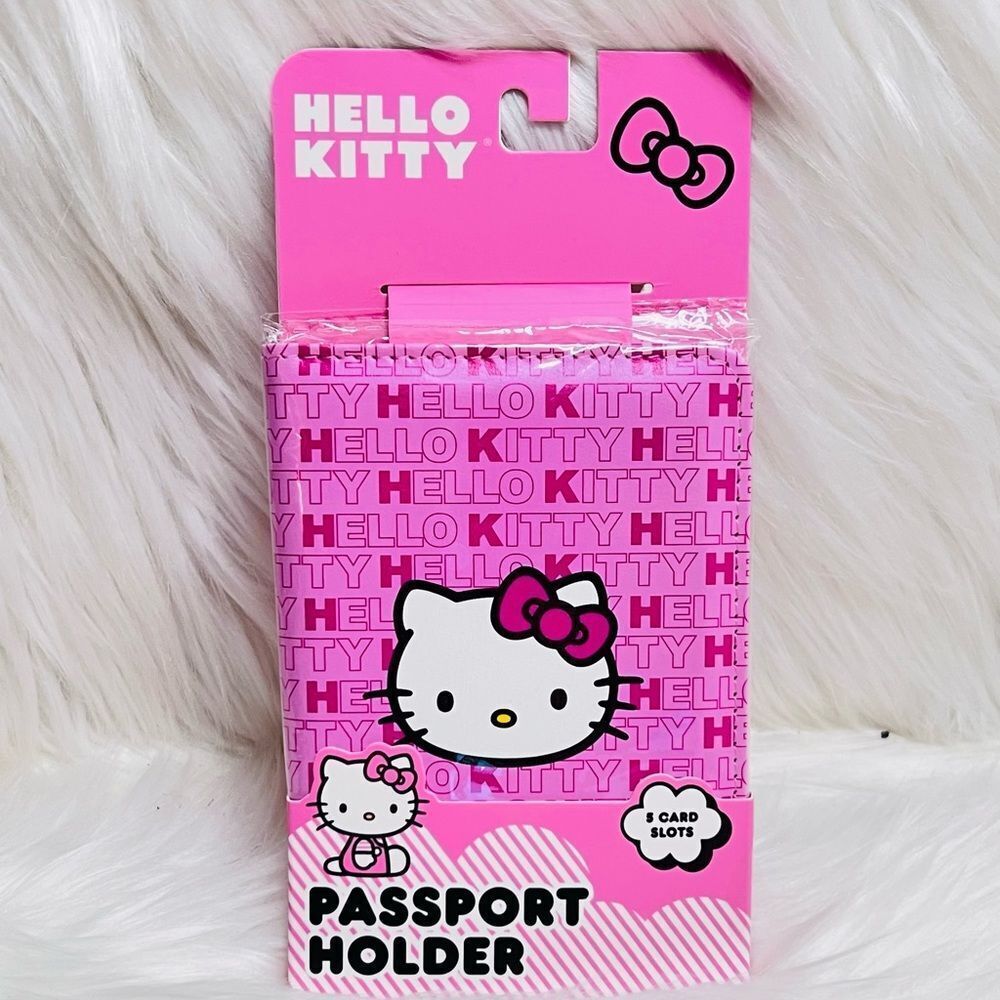 Hello Kitty Passport Holder